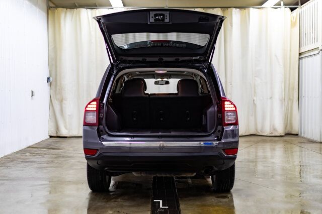 2017 Jeep Compass 4x4 High Altitude Leather Roof Red Deer AB