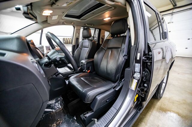 2017 Jeep Compass 4x4 High Altitude Leather Roof Red Deer AB