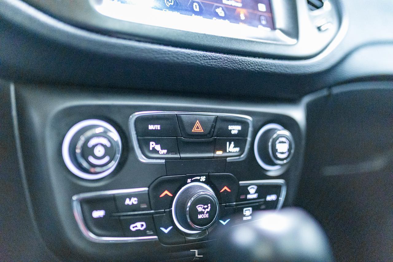 2017 Jeep Compass 4x4 Trailhawk Leather Roof Nav BCam Red Deer AB