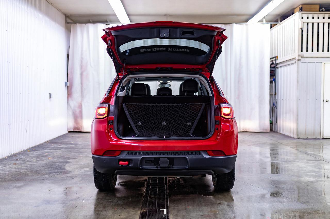 2017 Jeep Compass 4x4 Trailhawk Leather Roof Nav BCam Red Deer AB