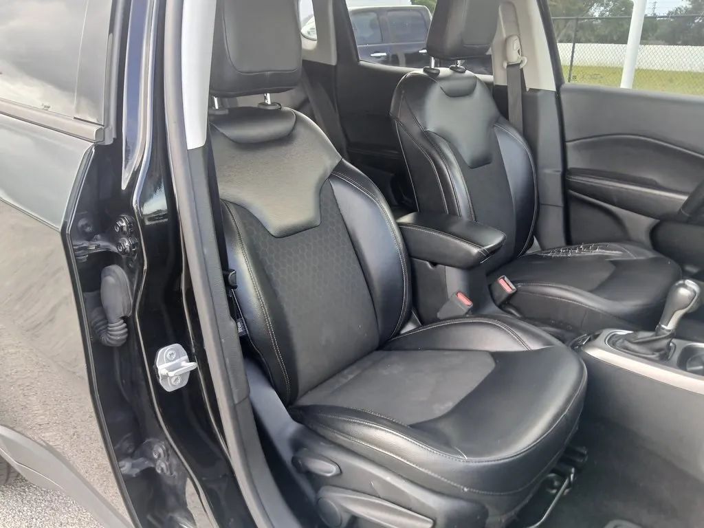 2017 Jeep Compass All New Latitude Sport Utility 4D Maitland FL