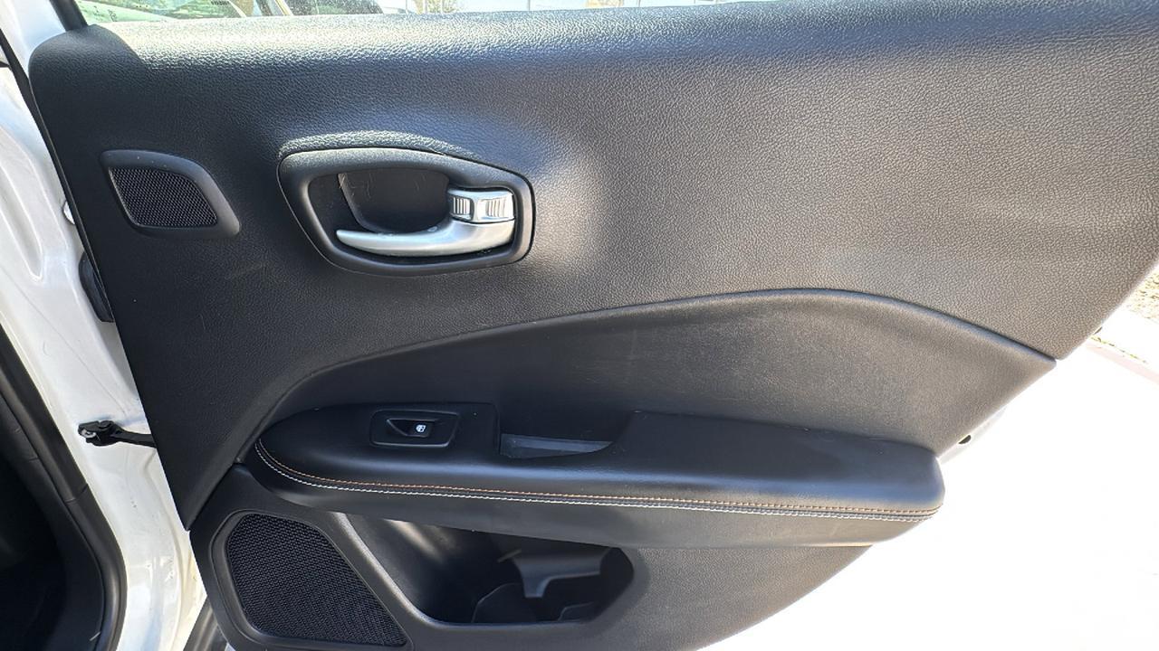 2017 Jeep Compass Latitude  Selma TX