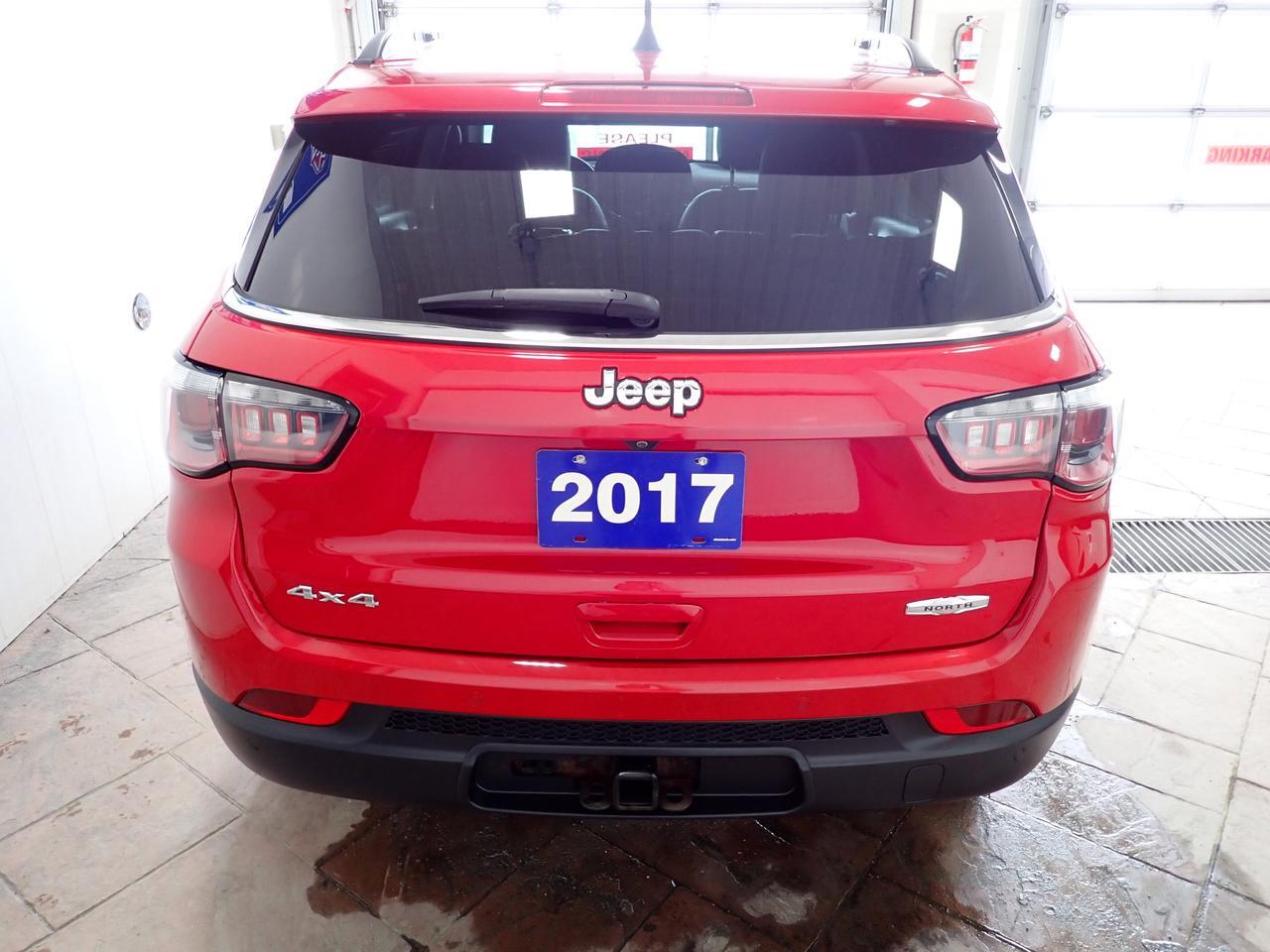 2017 Jeep Compass North 4WD *MANUAL* SUNROOF Listowel ON