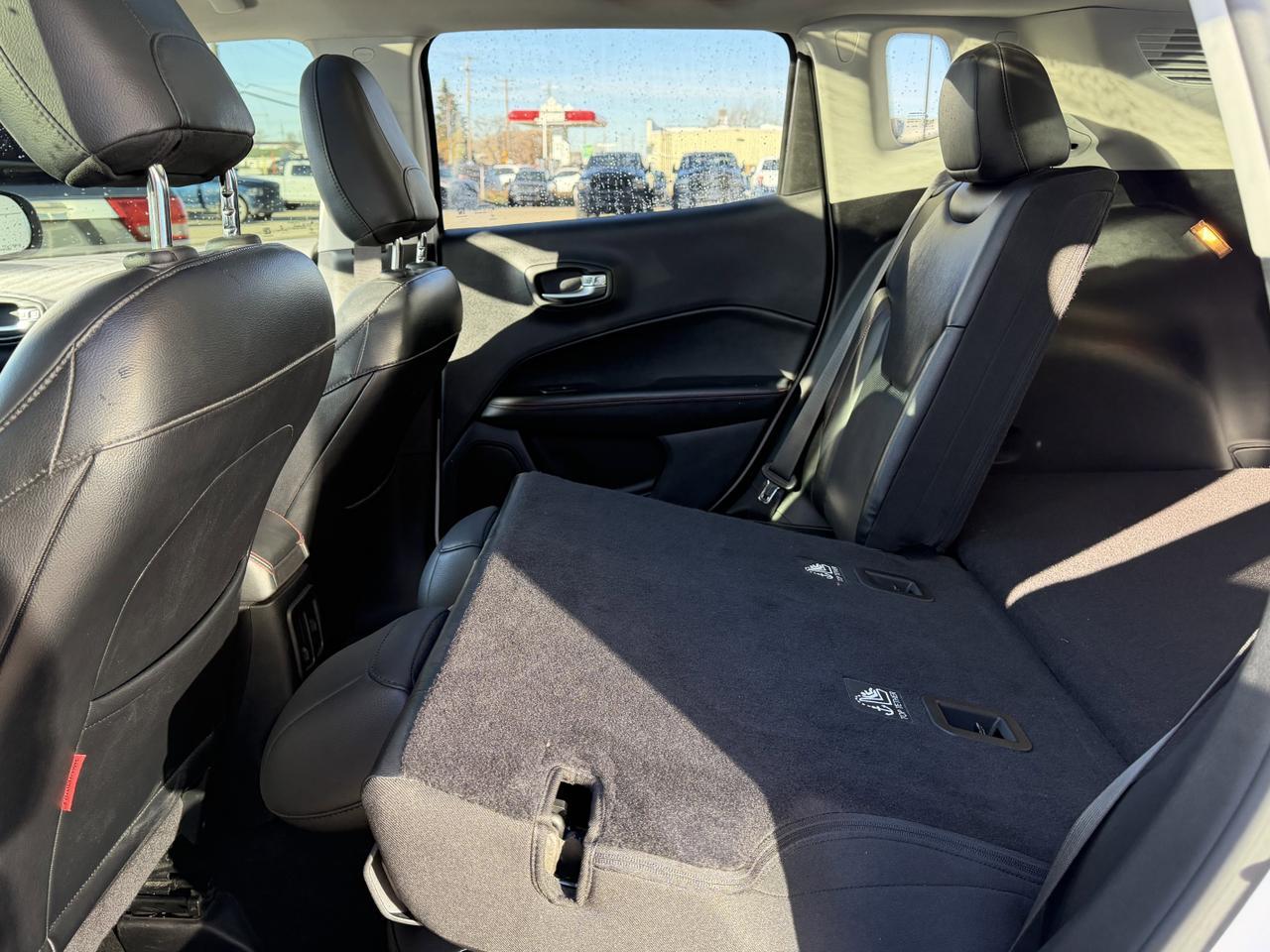 2017 Jeep Compass Trailhawk 4x4 | I4 Tigershark | Leather | Heated Seats | NAV | Remote Start Redwater AB
