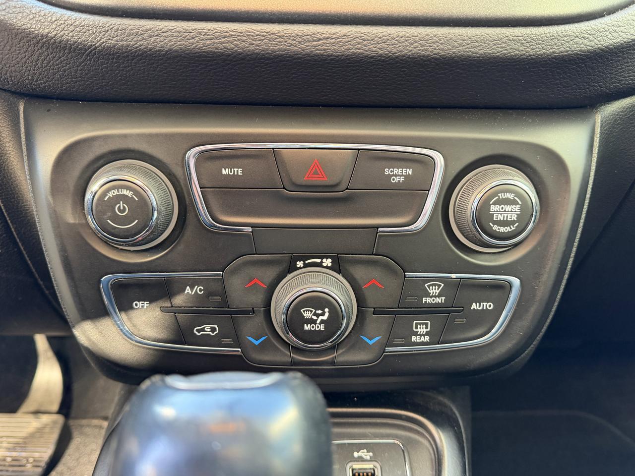 2017 Jeep Compass Trailhawk 4x4 | I4 Tigershark | Leather | Heated Seats | NAV | Remote Start Redwater AB
