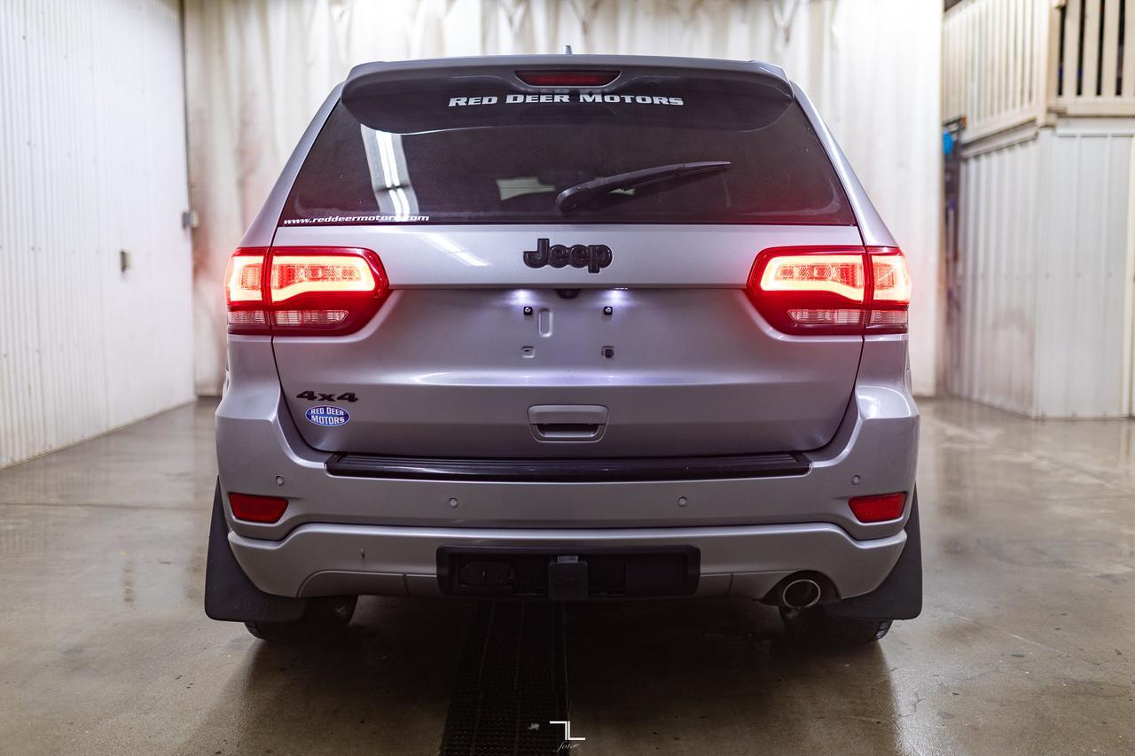 2017 Jeep Grand Cherokee 4x4 Altitude Leather Roof Nav BCam Red Deer AB