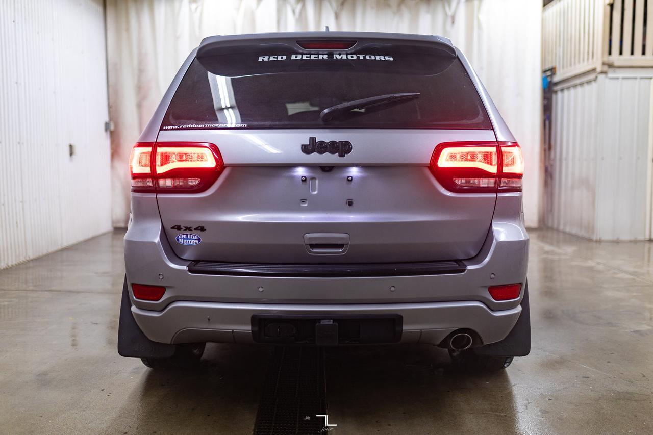 2017 Jeep Grand Cherokee 4x4 Altitude Leather Roof Nav BCam Red Deer AB