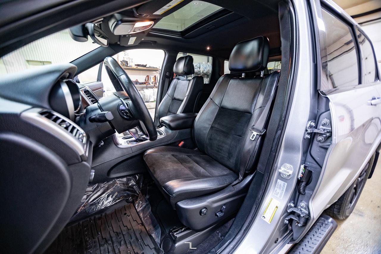 2017 Jeep Grand Cherokee 4x4 Altitude Leather Roof Nav BCam Red Deer AB