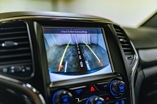 2017 Jeep Grand Cherokee 4x4 Laredo 75th Anniversary Nav Roof BCam Red Deer AB