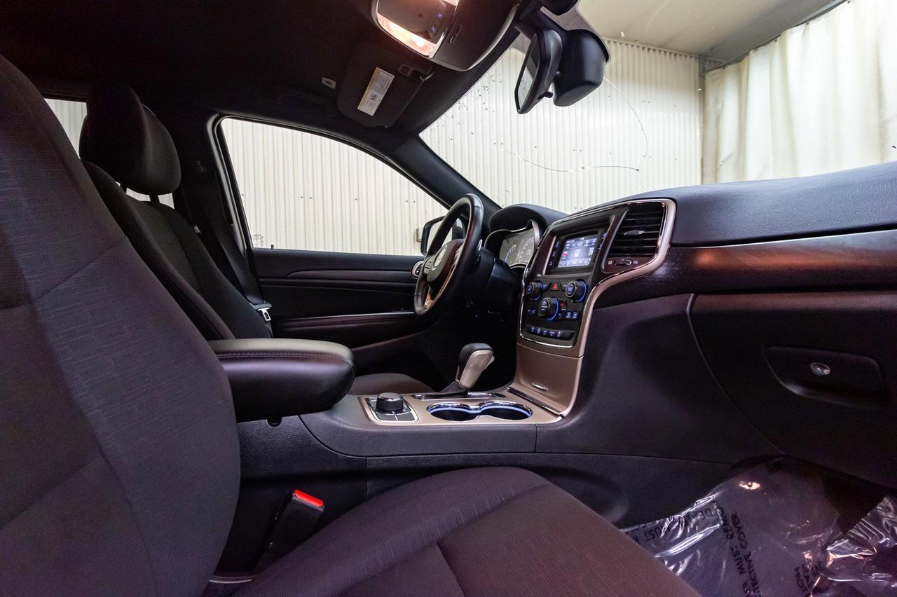 2017 Jeep Grand Cherokee 4x4 Laredo BCam Heated Seats Red Deer AB