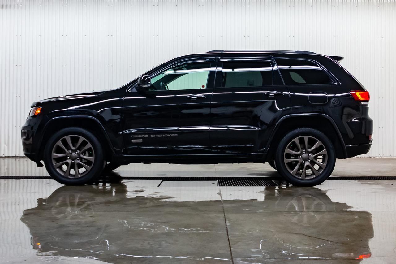 2017 Jeep Grand Cherokee 4x4 Limited 75th Anniversary Leather Roof Red Deer AB