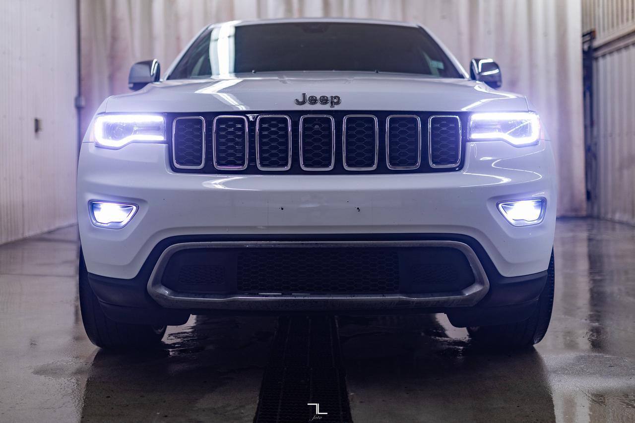 2017 Jeep Grand Cherokee 4x4 Limited Leather Roof BCam Red Deer AB