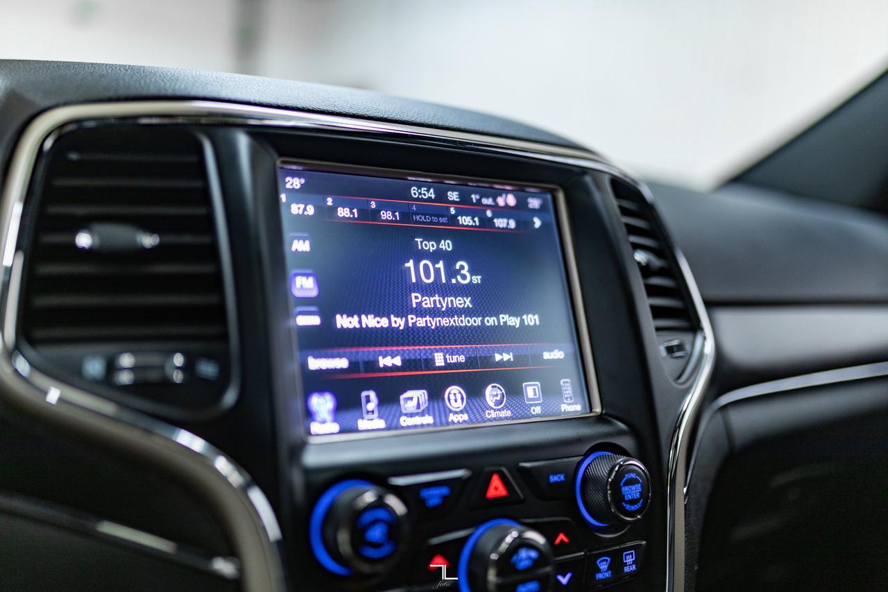 2017 Jeep Grand Cherokee 4x4 Limited Leather Roof BCam Red Deer AB