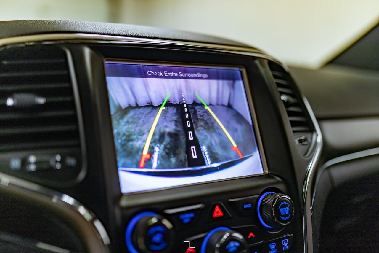 2017 Jeep Grand Cherokee 4x4 Limited Leather Roof BCam Red Deer AB