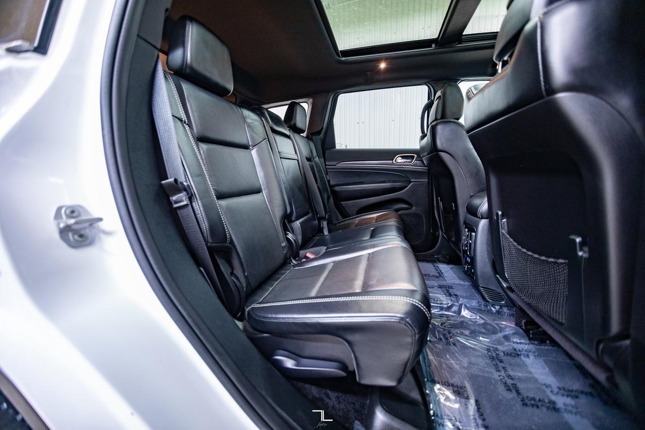 2017 Jeep Grand Cherokee 4x4 Limited Leather Roof BCam Red Deer AB