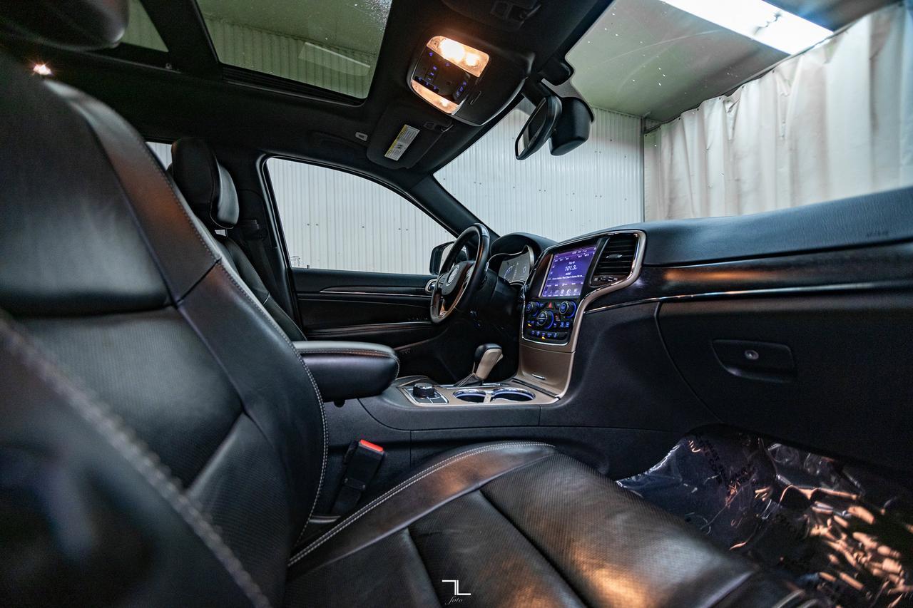 2017 Jeep Grand Cherokee 4x4 Limited Leather Roof BCam Red Deer AB