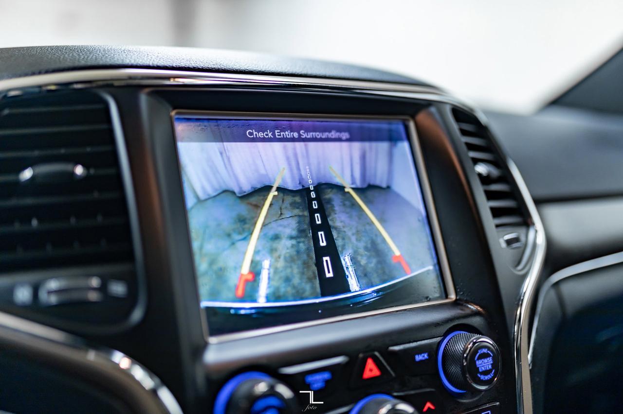 2017 Jeep Grand Cherokee 4x4 Limited Leather Roof BCam Red Deer AB