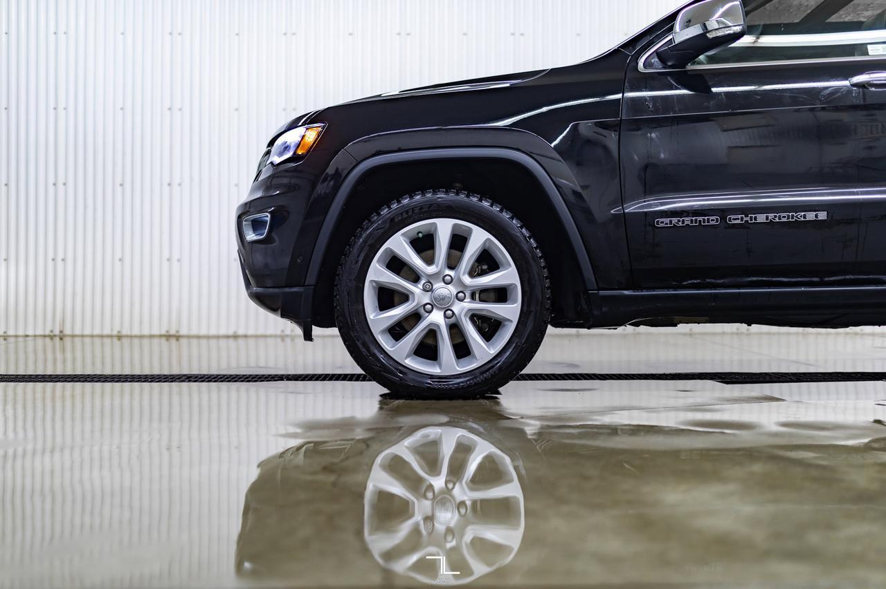 2017 Jeep Grand Cherokee 4x4 Limited Leather Roof BCam Red Deer AB