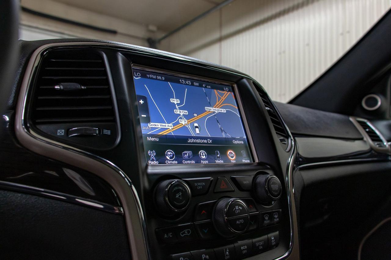 2017 Jeep Grand Cherokee 4x4 Overland Leather Roof Nav Red Deer AB