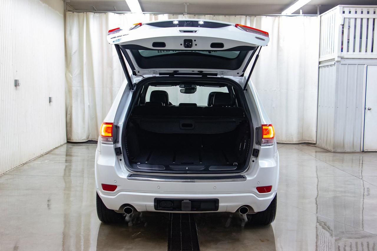 2017 Jeep Grand Cherokee 4x4 Overland Leather Roof Nav Red Deer AB