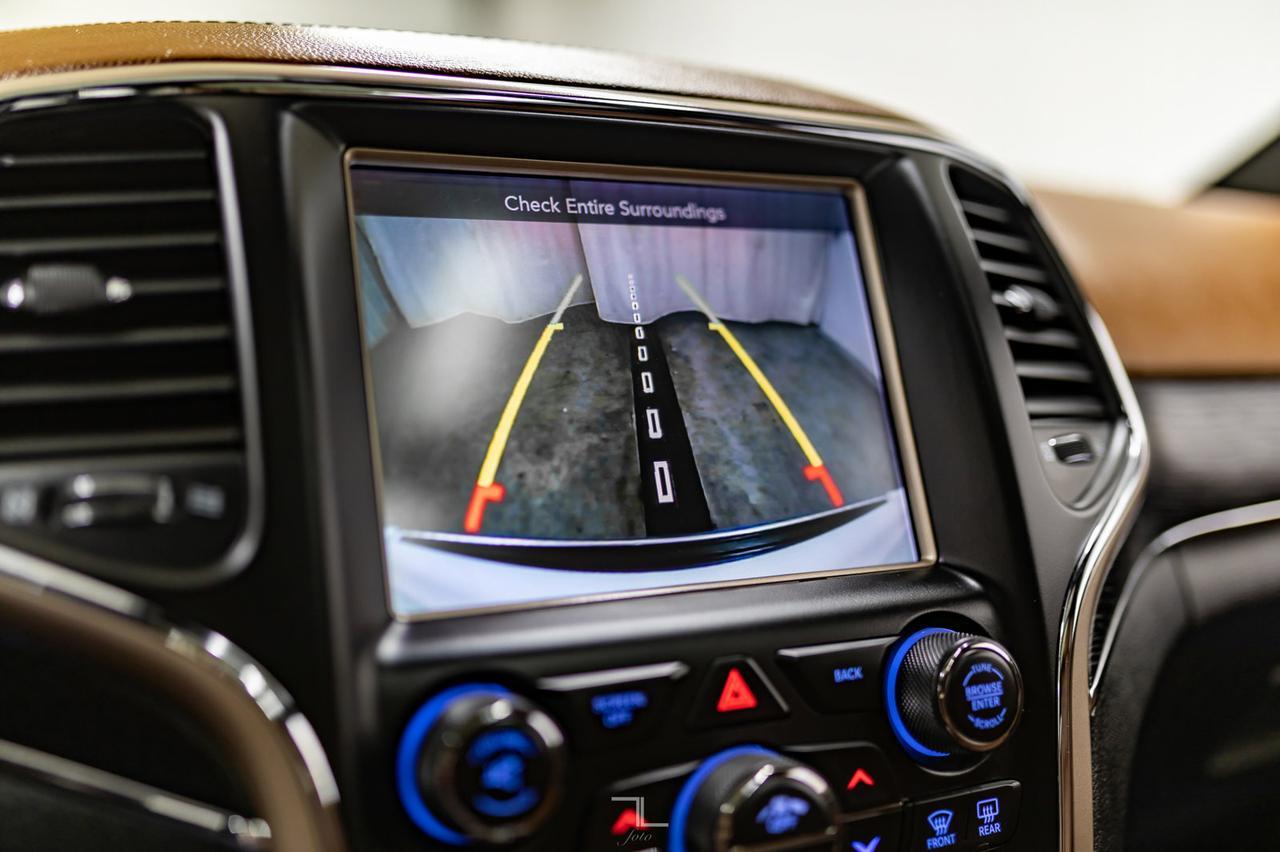 2017 Jeep Grand Cherokee 4x4 Summit HEMI Leather Roof Nav Red Deer AB