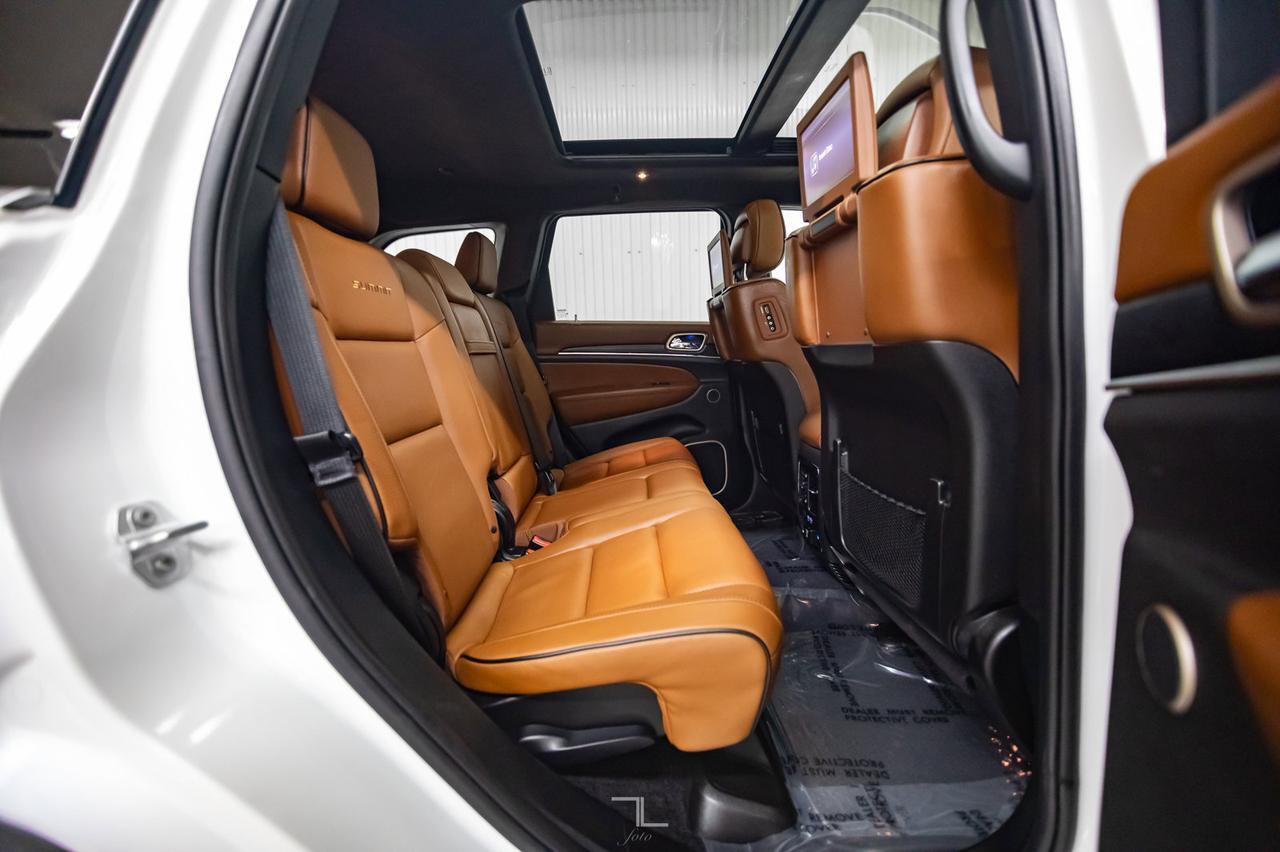 2017 Jeep Grand Cherokee 4x4 Summit HEMI Leather Roof Nav Red Deer AB