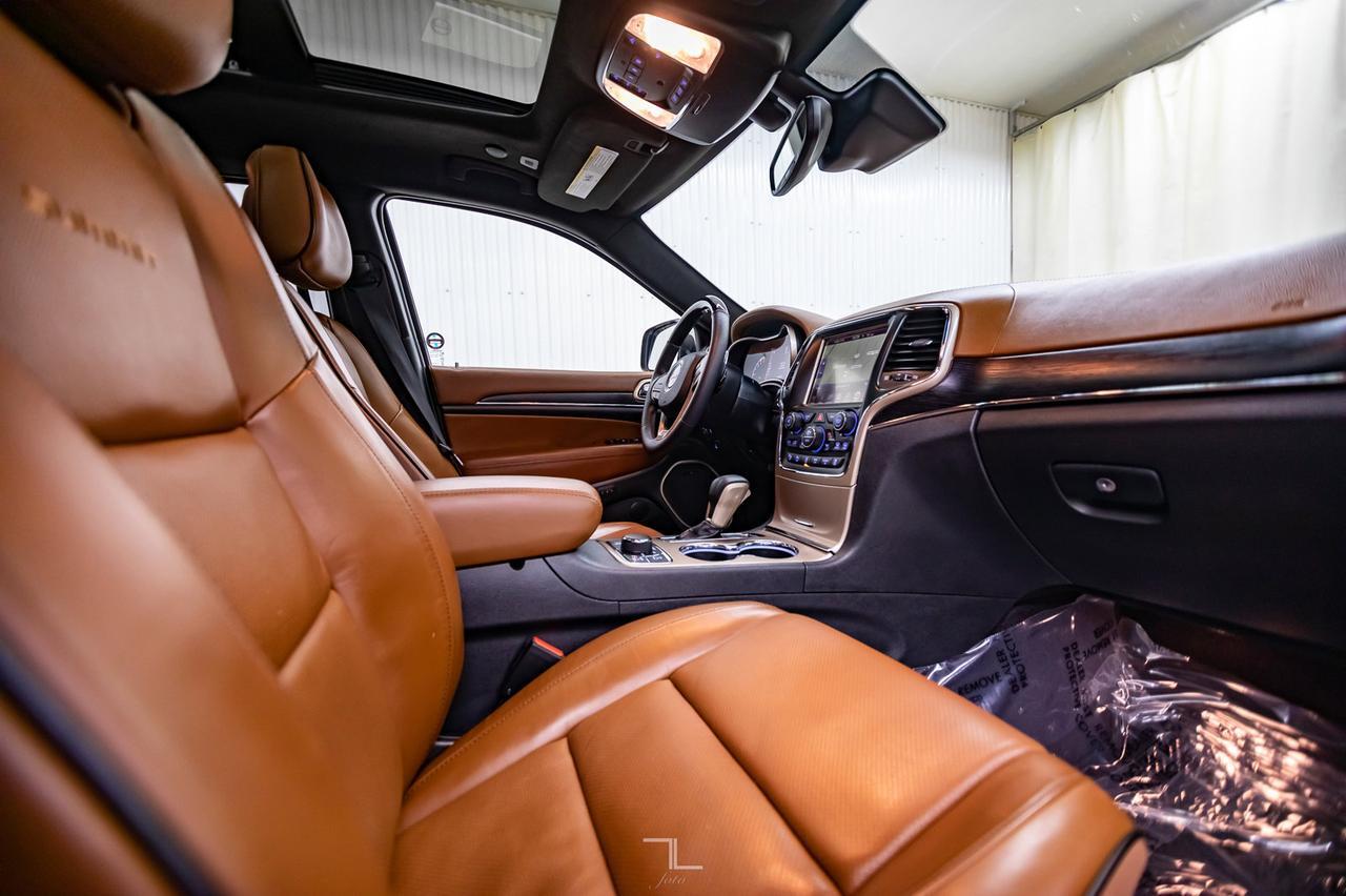 2017 Jeep Grand Cherokee 4x4 Summit HEMI Leather Roof Nav Red Deer AB