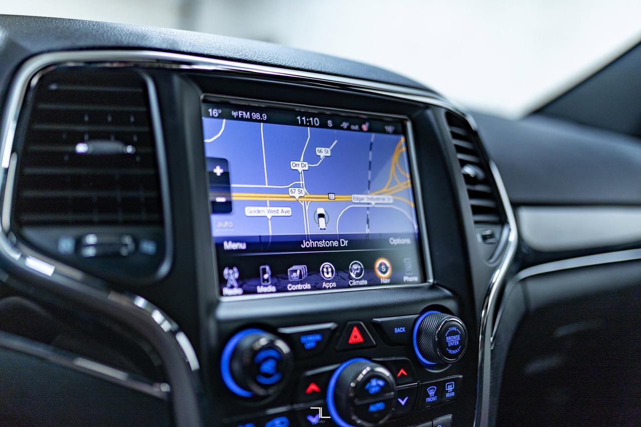 2017 Jeep Grand Cherokee 4x4 Trailhawk Leather Roof Nav BCam Red Deer AB