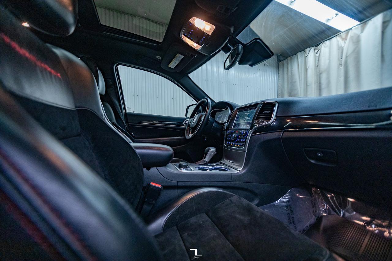 2017 Jeep Grand Cherokee 4x4 Trailhawk Leather Roof Nav BCam Red Deer AB