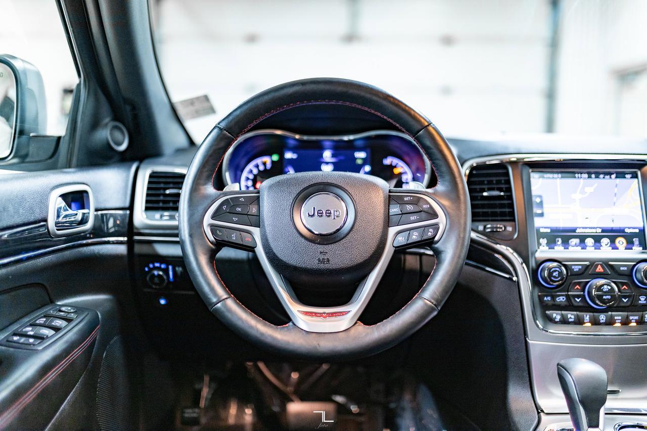 2017 Jeep Grand Cherokee 4x4 Trailhawk Leather Roof Nav BCam Red Deer AB