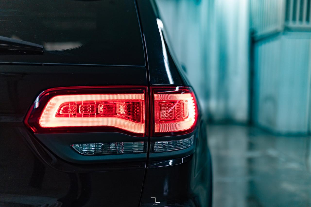 2017 Jeep Grand Cherokee 4x4 Trailhawk Leather Roof Nav BCam Red Deer AB