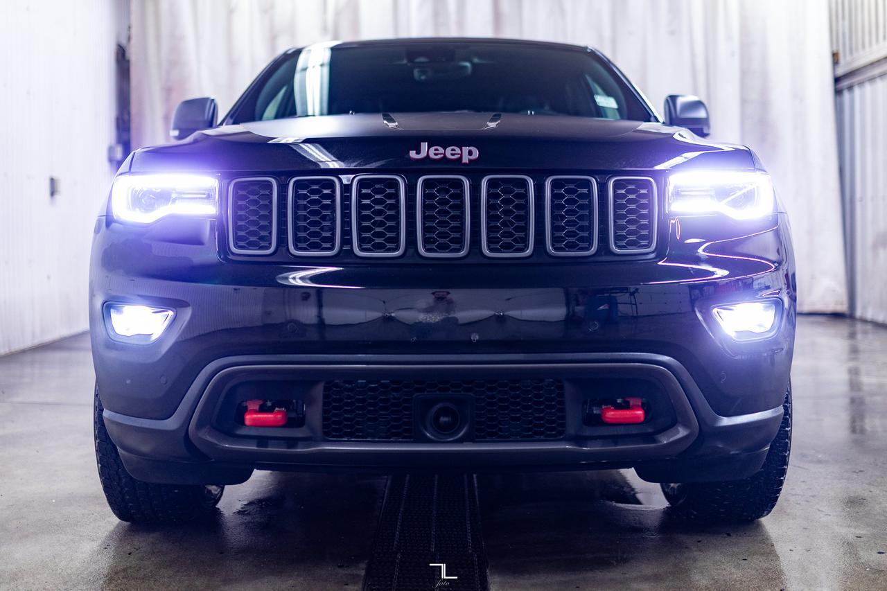 2017 Jeep Grand Cherokee 4x4 Trailhawk Leather Roof Nav BCam Red Deer AB