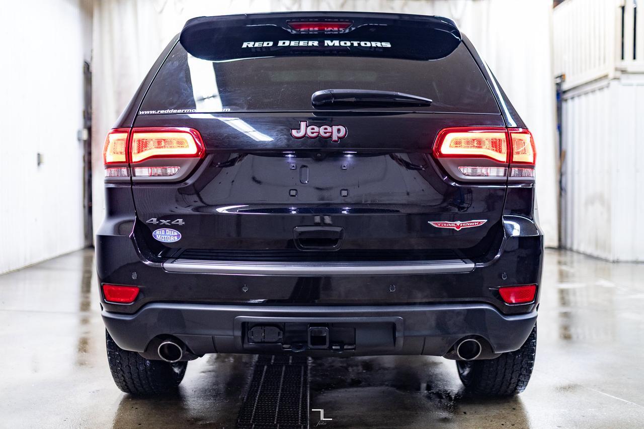2017 Jeep Grand Cherokee 4x4 Trailhawk Leather Roof Nav BCam Red Deer AB