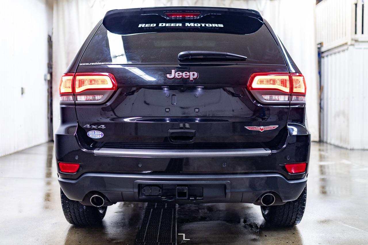 2017 Jeep Grand Cherokee 4x4 Trailhawk Leather Roof Nav BCam Red Deer AB