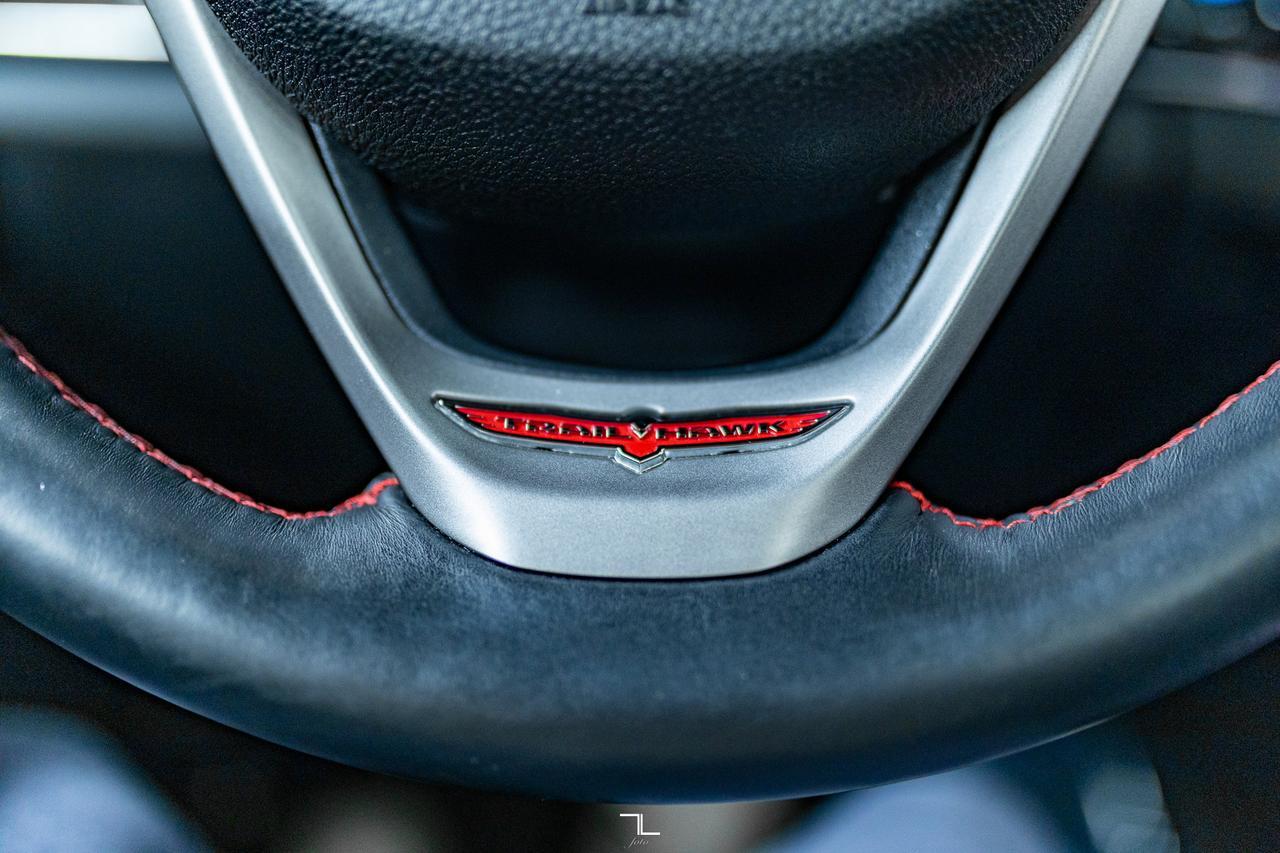 2017 Jeep Grand Cherokee 4x4 Trailhawk Leather Roof Nav BCam Red Deer AB