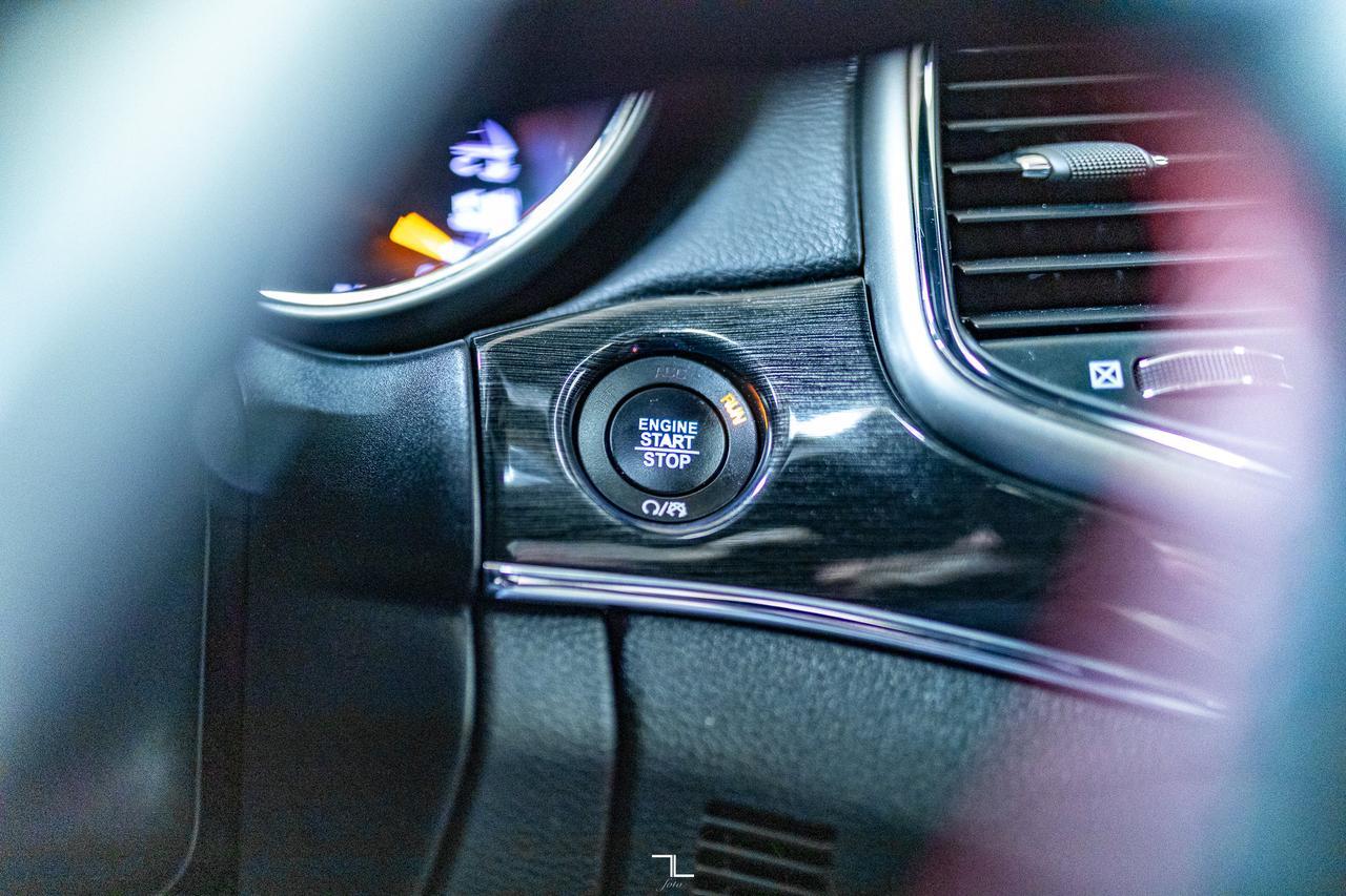 2017 Jeep Grand Cherokee 4x4 Trailhawk Leather Roof Nav BCam Red Deer AB