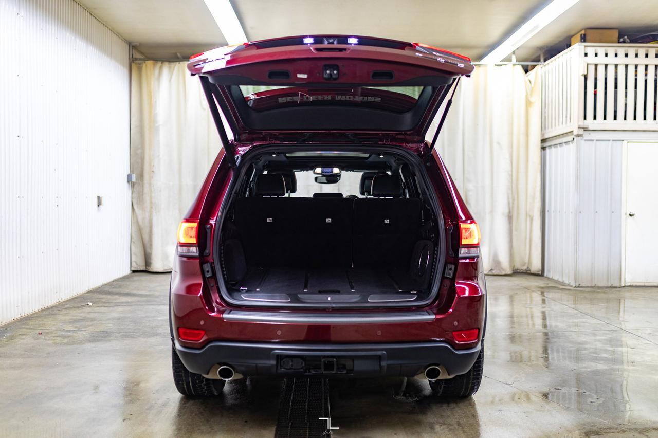 2017 Jeep Grand Cherokee 4x4 Trailhawk Leather Roof Nav Red Deer AB