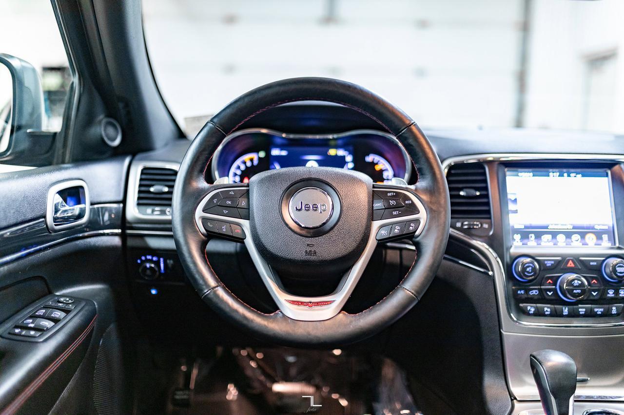 2017 Jeep Grand Cherokee 4x4 Trailhawk Leather Roof Nav Red Deer AB