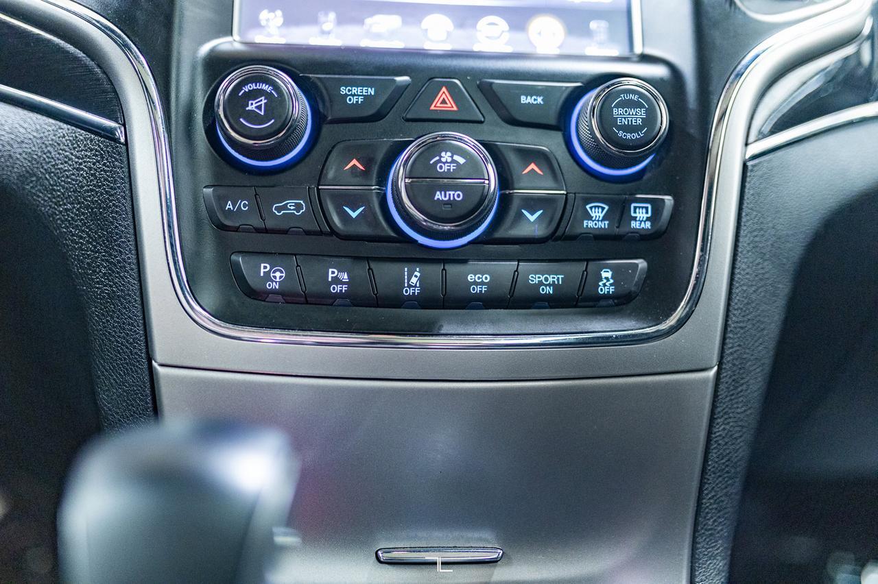 2017 Jeep Grand Cherokee 4x4 Trailhawk Leather Roof Nav Red Deer AB