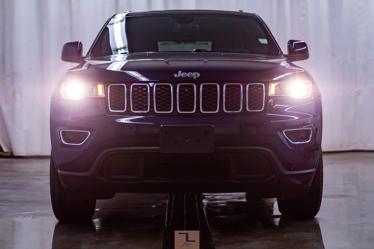 2017 Jeep Grand Cherokee AWD Laredo Roof BCam Red Deer AB