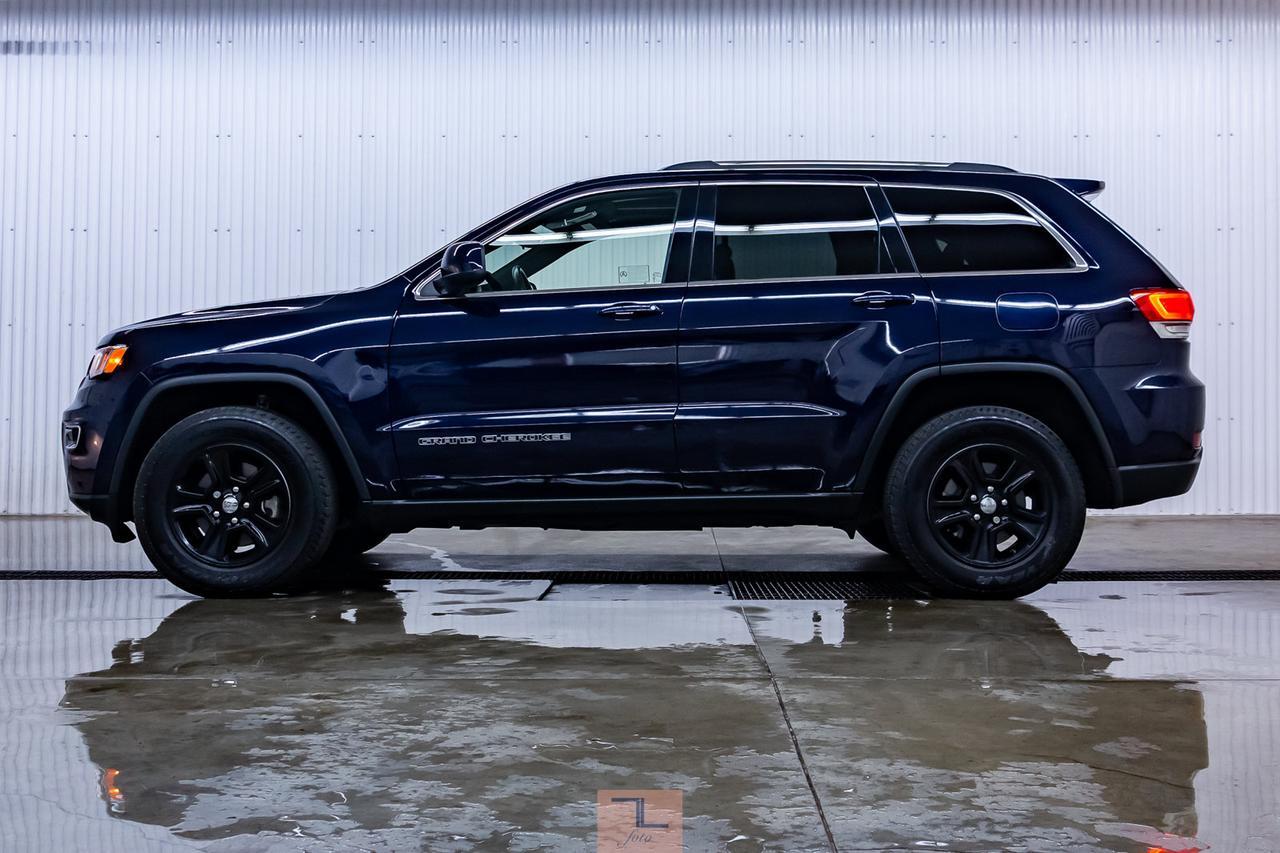 2017 Jeep Grand Cherokee AWD Laredo Roof BCam Red Deer AB