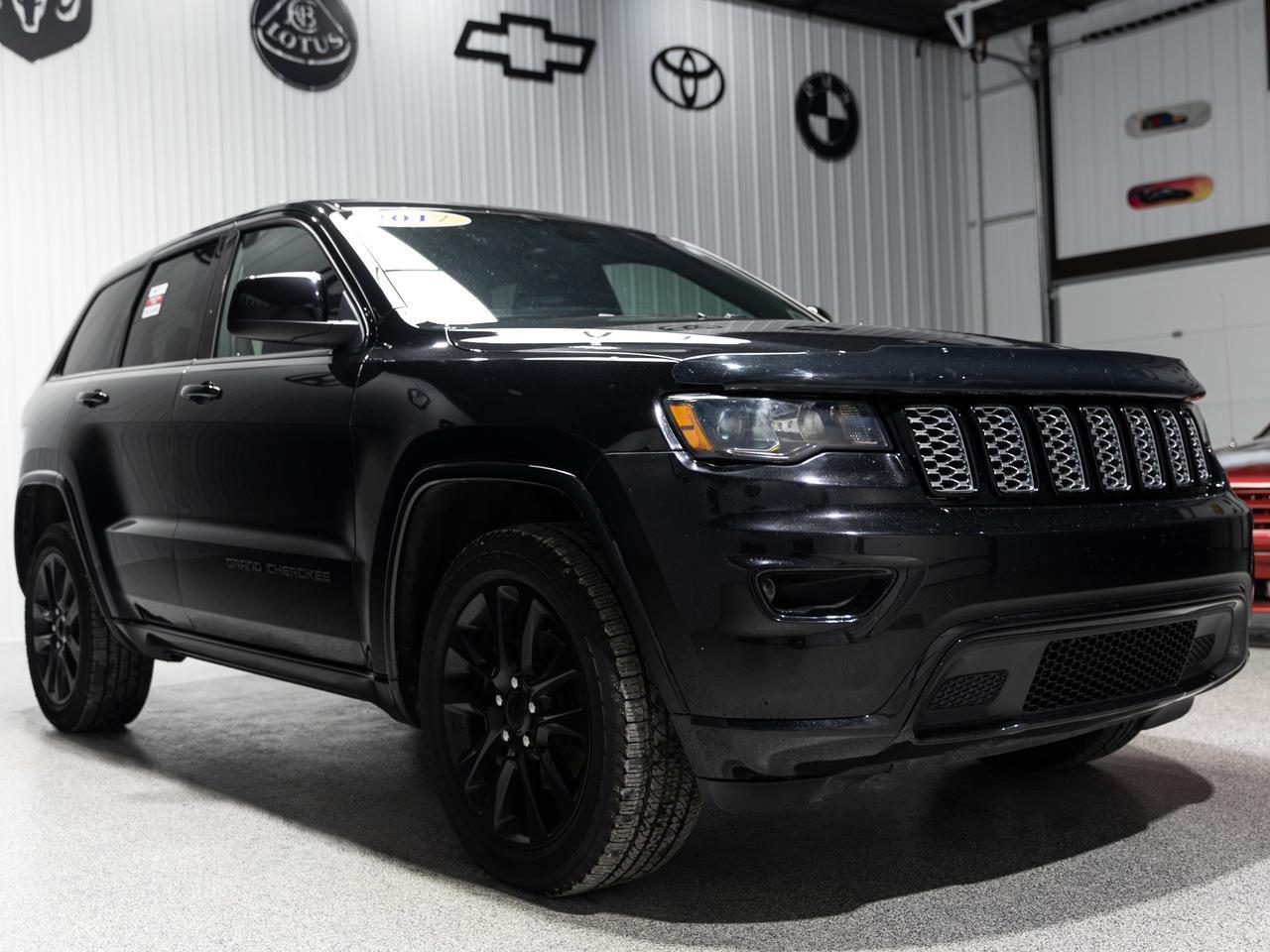 2017 Jeep Grand Cherokee Altitude 4WD Cranberry PA