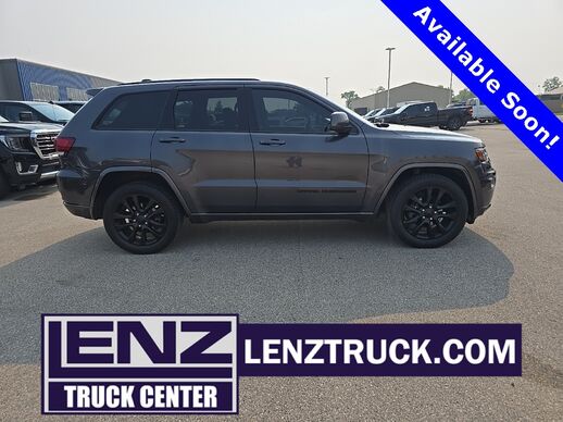 2017_Jeep_Grand Cherokee_Altitude 4WD_ Fond du Lac WI