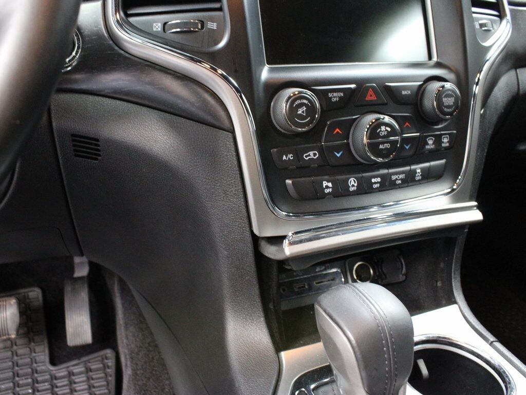 2017 Jeep Grand Cherokee Altitude 4WD Fond du Lac WI