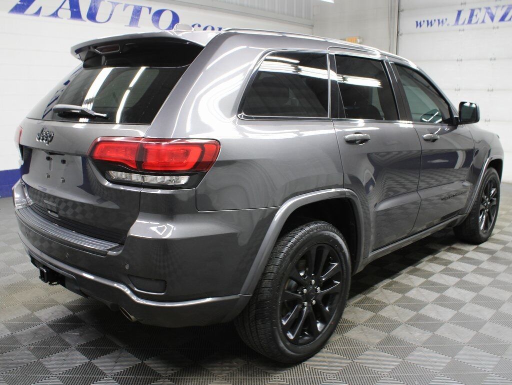 2017 Jeep Grand Cherokee Altitude 4WD Fond du Lac WI
