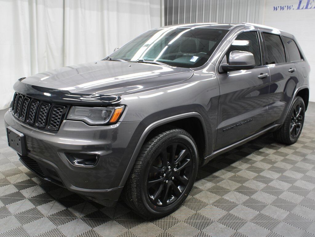 2017 Jeep Grand Cherokee Altitude 4WD Fond du Lac WI