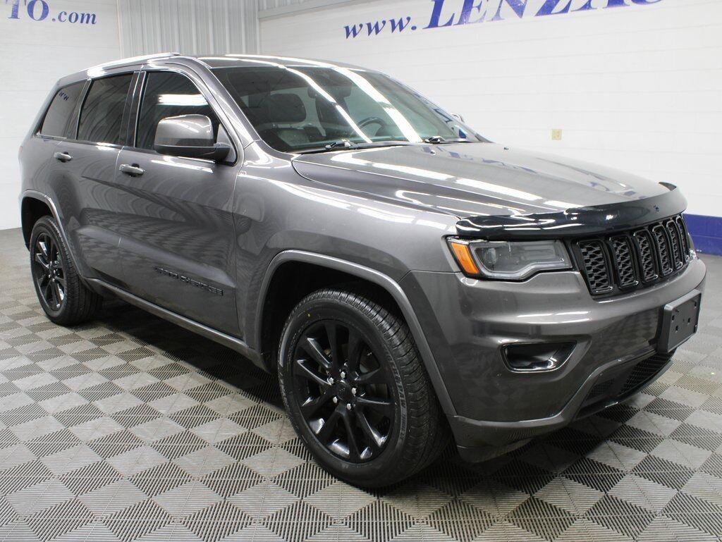 2017 Jeep Grand Cherokee Altitude 4WD Fond du Lac WI