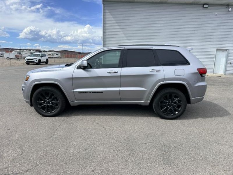 2017 Jeep Grand Cherokee Altitude
