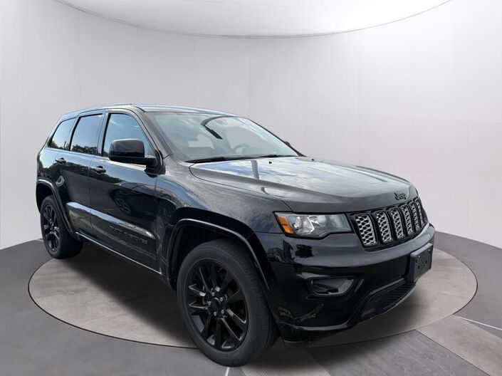 2017 Jeep Grand Cherokee Altitude Oshkosh WI