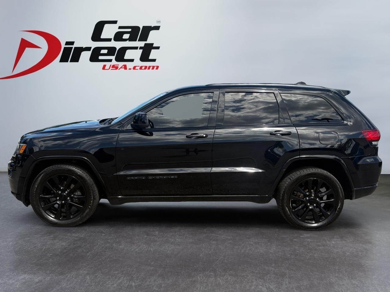 2017 Jeep Grand Cherokee Altitude, POWER LIFTGATE, TOW PACKAGE, BACKUP CAMERA, PARKING SENSORS, HEATED STEERING WHEEL & SEATS, UCONNECT BLUETOOTH, REMOTE START, ONLY 42K MILES, THIS JEEP IS READY FOR YOUR DRIVEWAY! Virginia Beach VA